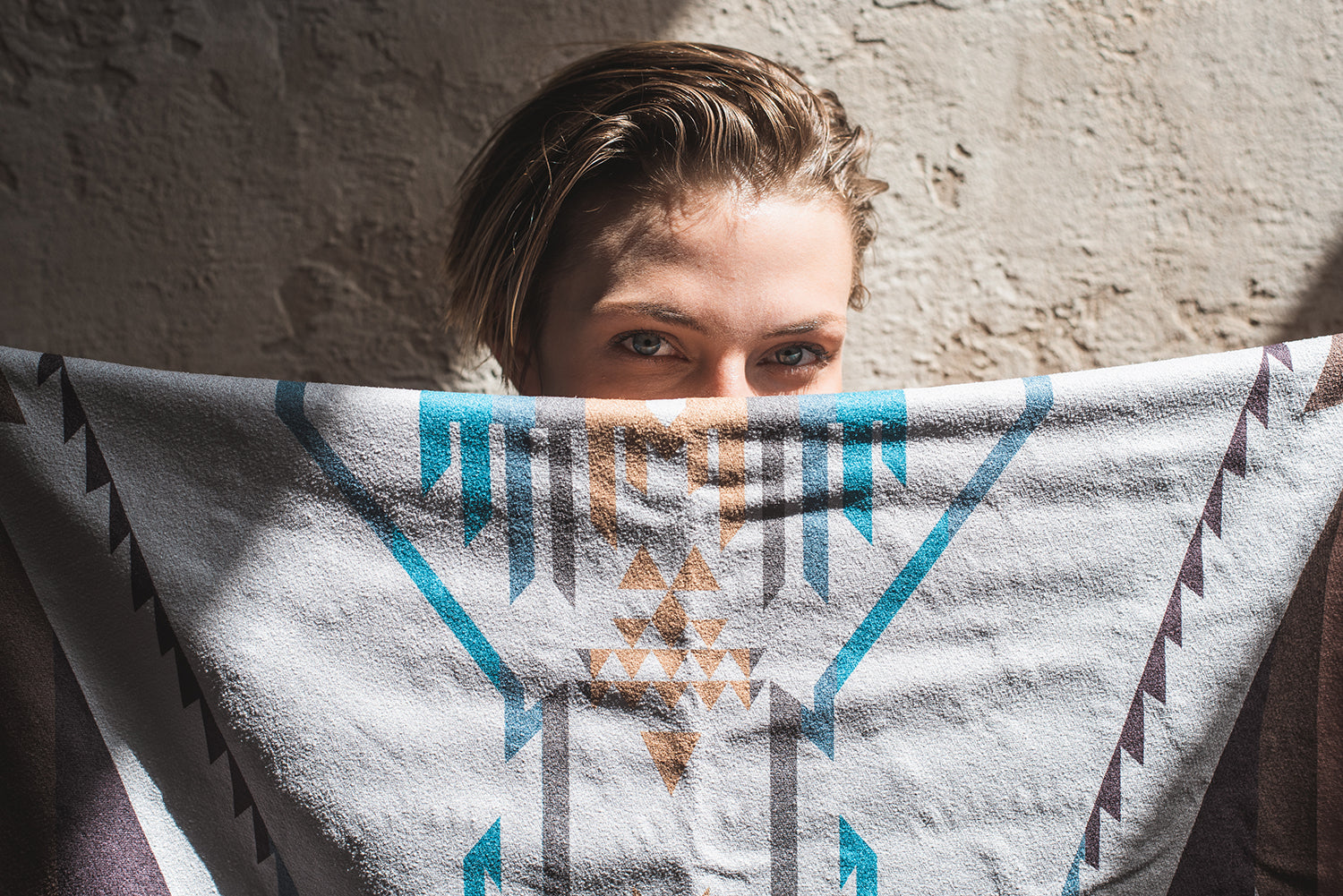 The Benefits of Using a Hot Yoga Towel During Your Practice - Yune Yoga