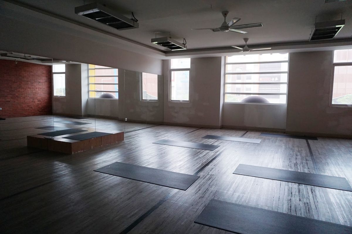 Stretch Out in Style: The Best Extra Long Yoga Mats for Taller Yogis
