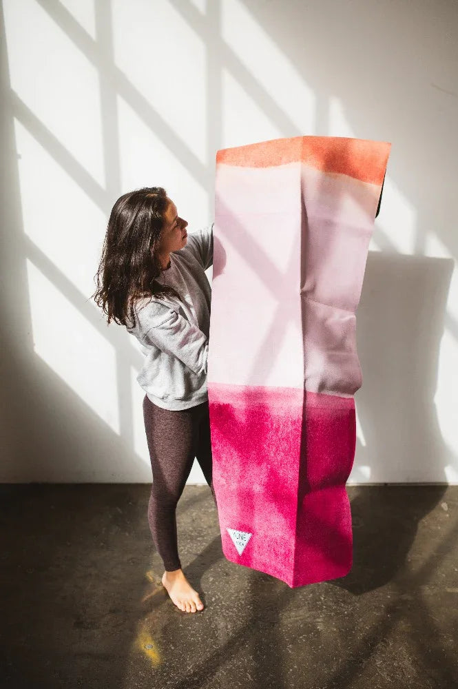 Foldable Travel Yoga Mat | Yoga Mat | Pink | 2mm | Yune Yoga | Apollo - Yune Yoga
