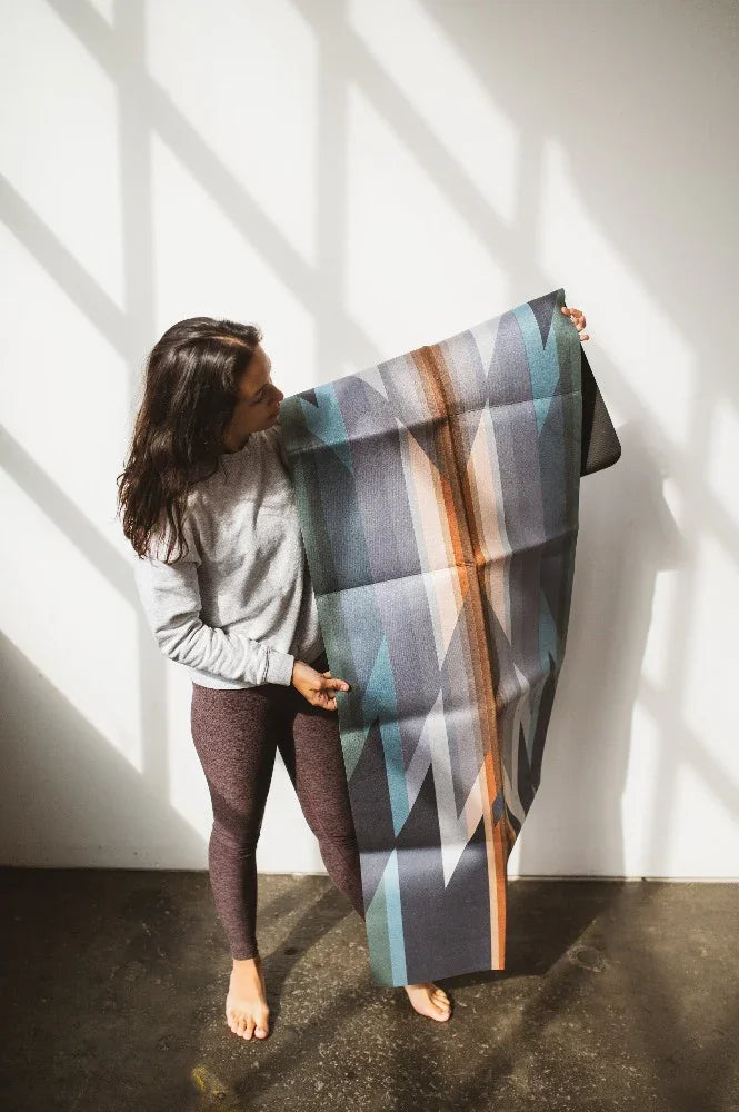 Foldable Suede Yoga Mat Pendleton Wyeth Trail Oxford Travel Mat - Yune Yoga
