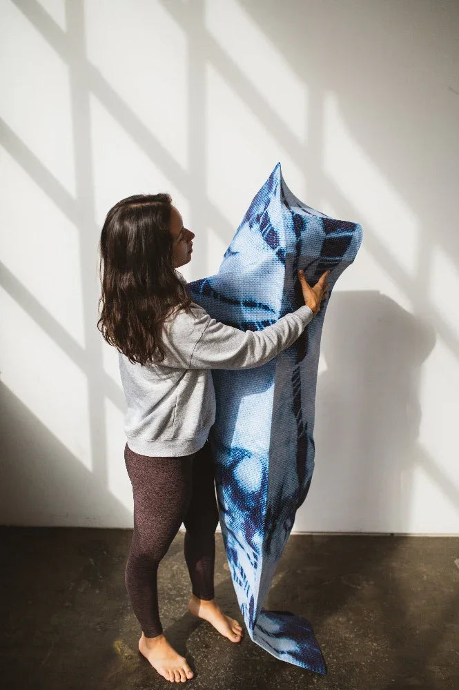 Foldable Travel Yoga Mat | Yoga Mat | Blue | 2mm | Yune Yoga | Ataraxy - Yune Yoga