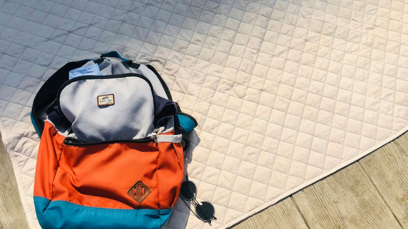 How to choose the lightest yoga mat without sacrificing grip or comfort