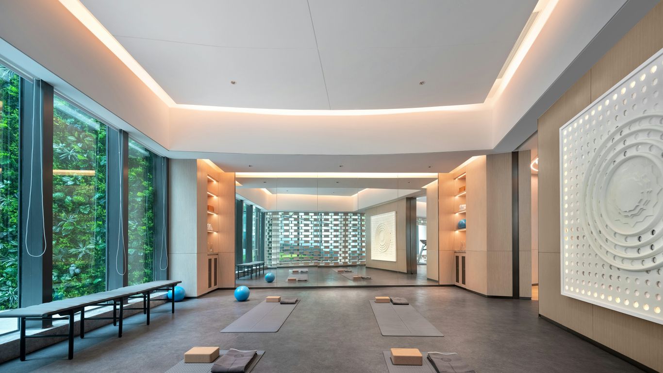 A guide to Alo Yoga store locations: everything you need to know