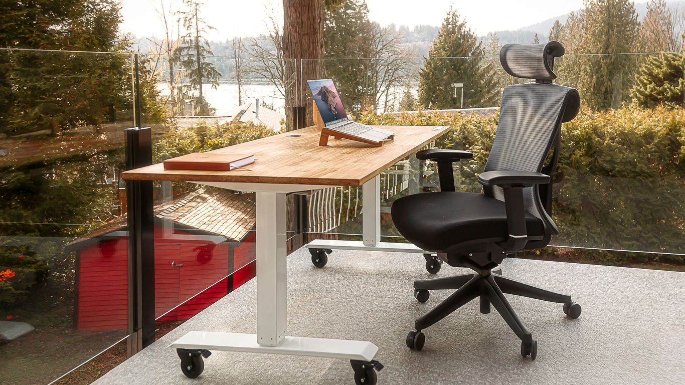How to properly use a ball for chair seating for better posture