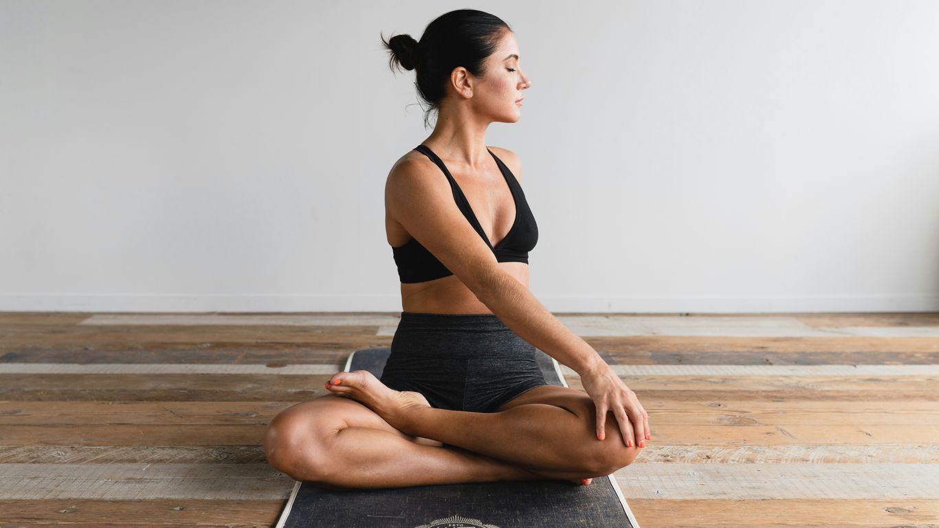 Yoga mat lightweight guide: How to choose the best portable mat