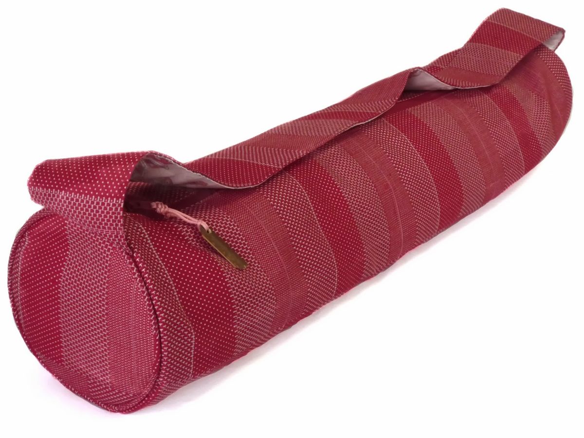 Choosing the Ideal Yoga Mat Bag: Functionality Meets Style