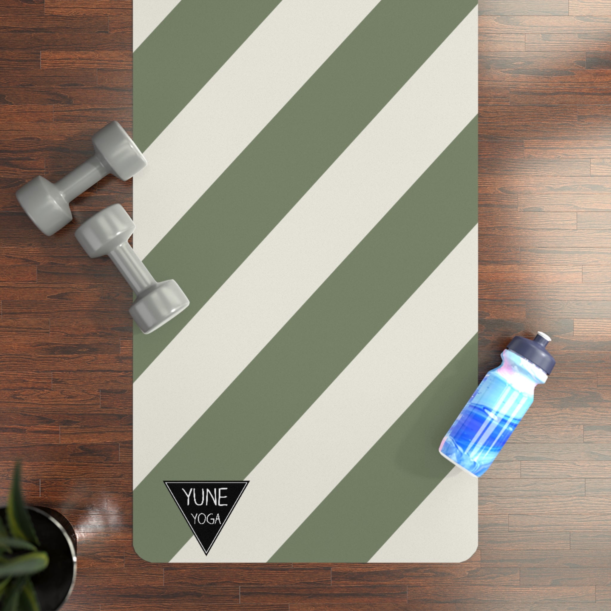 Stripe Pattern Green Natural Rubber Yoga Mat
